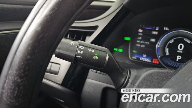 Lexus ES 2025 — photo 35