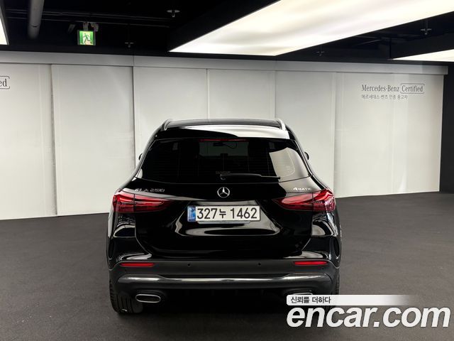 Mercedes-Benz GLA-Class 2026 — photo 5