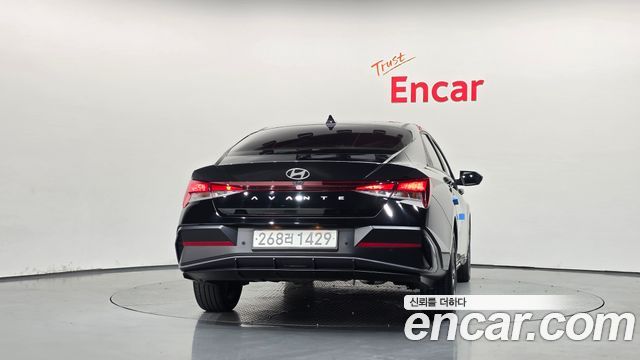 Hyundai AVANTE 2024 — photo 4