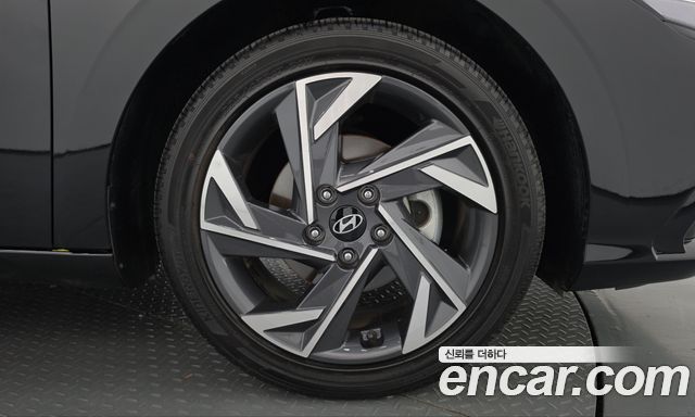 Hyundai AVANTE 2024 — photo 7