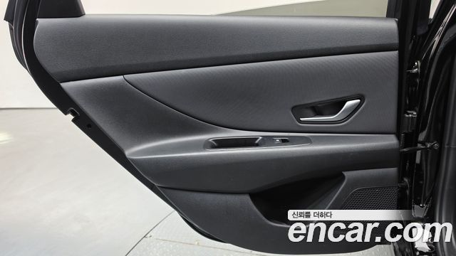 Hyundai AVANTE 2024 — photo 15