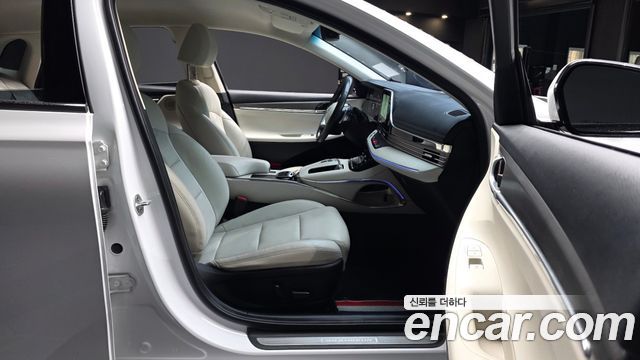 Hyundai Grandeur 2022 — photo 11