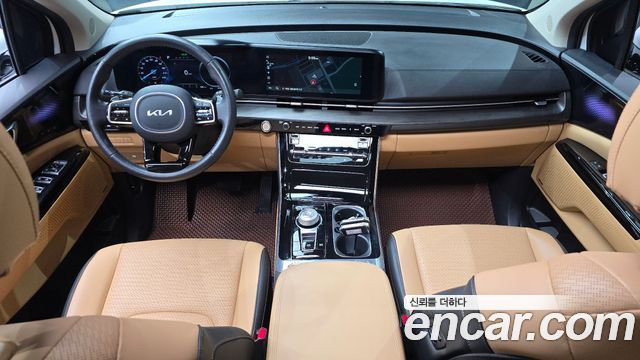 Kia Canival 2023 — photo 10