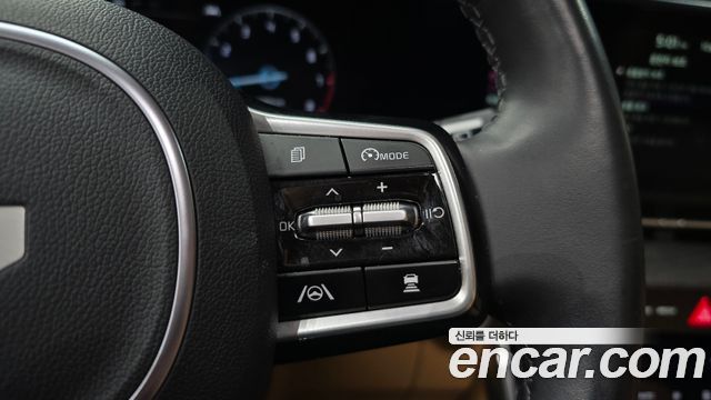 Kia Canival 2023 — photo 30