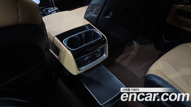 Kia Canival 2023 — photo 34