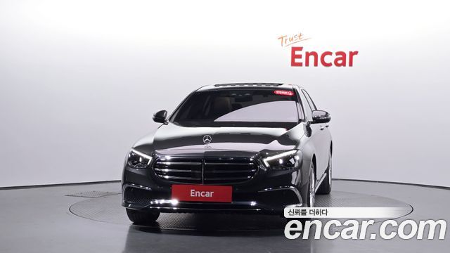 Mercedes-Benz E-Class 2021 — photo 3