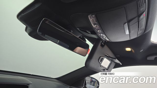 Mercedes-Benz E-Class 2021 — photo 24