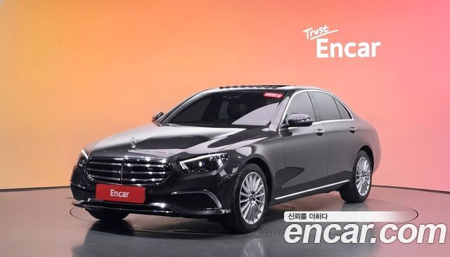 Mercedes-Benz E-Class 2021 — photo 1