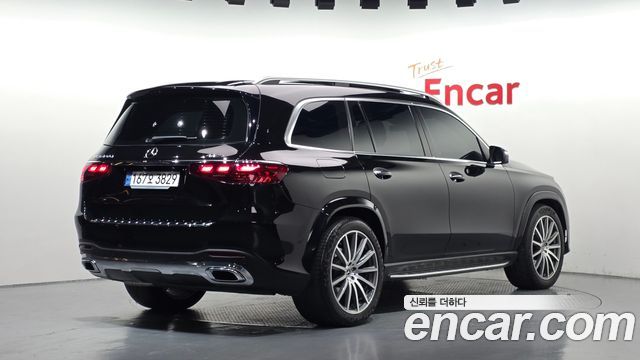 Mercedes-Benz GLS-Class 2024 — photo 2