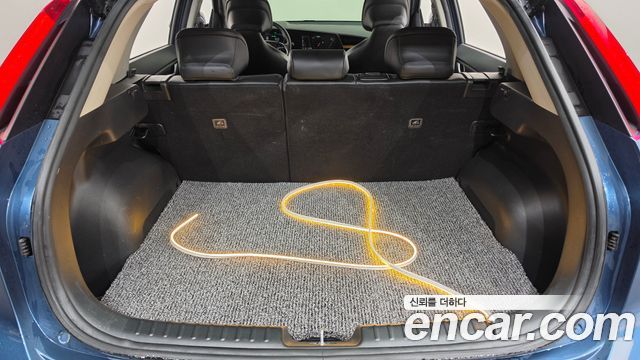 Kia Niro 2023 — photo 23