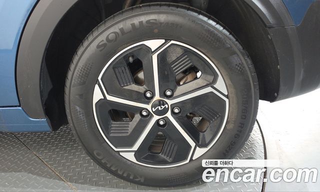 Kia Niro 2023 — photo 7