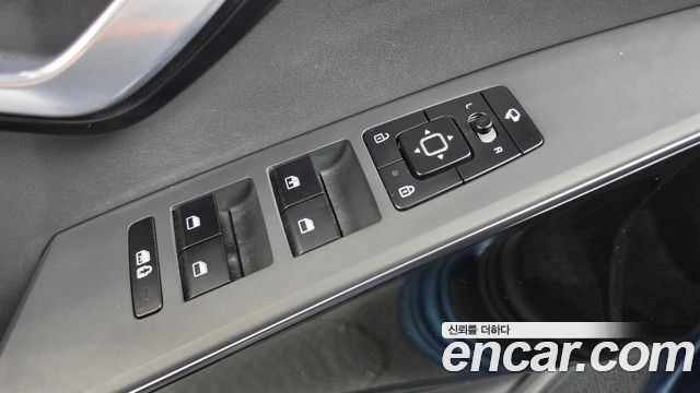 Kia Niro 2023 — photo 29