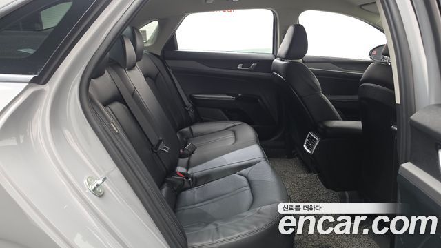 Kia K5 2024 — photo 17