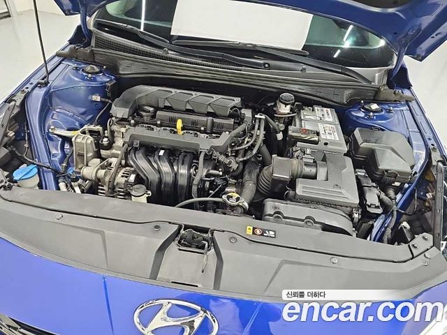 Hyundai AVANTE 2021 — photo 5