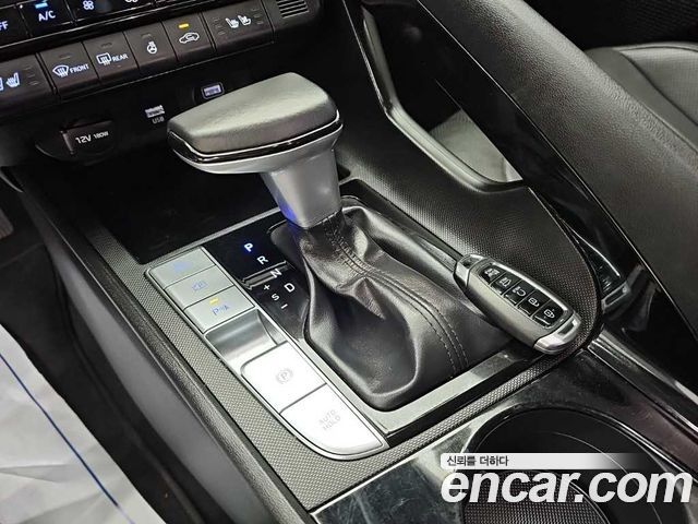 Hyundai AVANTE 2021 — photo 8
