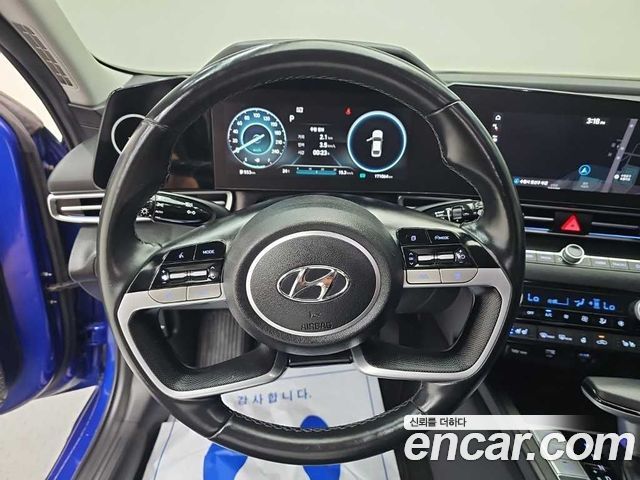 Hyundai AVANTE 2021 — photo 9