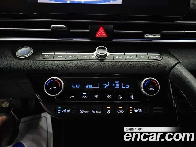 Hyundai AVANTE 2021 — photo 10