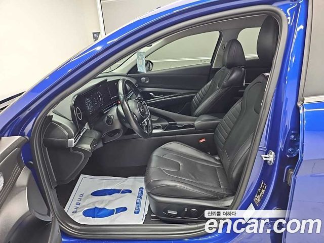 Hyundai AVANTE 2021 — photo 11