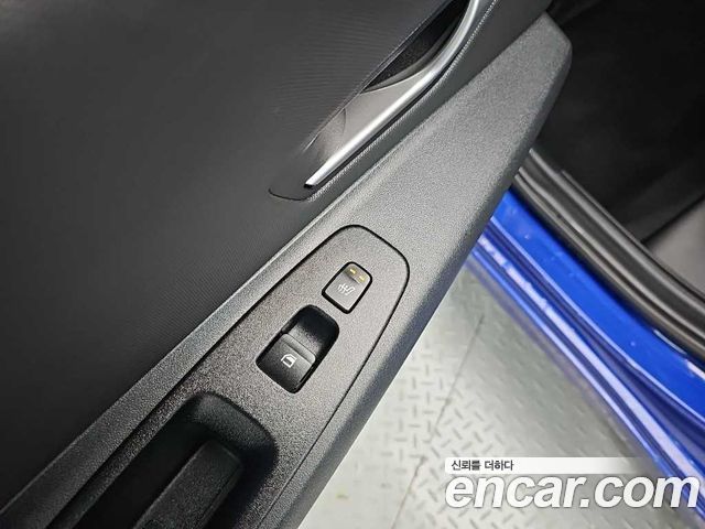 Hyundai AVANTE 2021 — photo 13