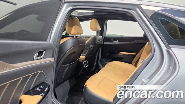 Kia K5 2020 — photo 11