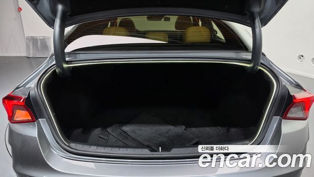 Kia K5 2020 — photo 17