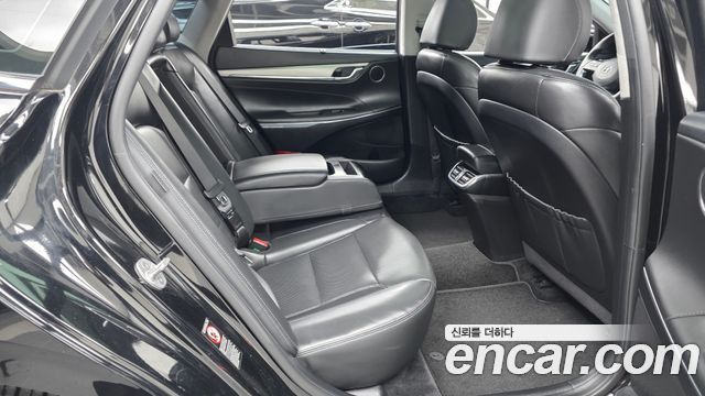 Hyundai Grandeur 2023 — photo 17