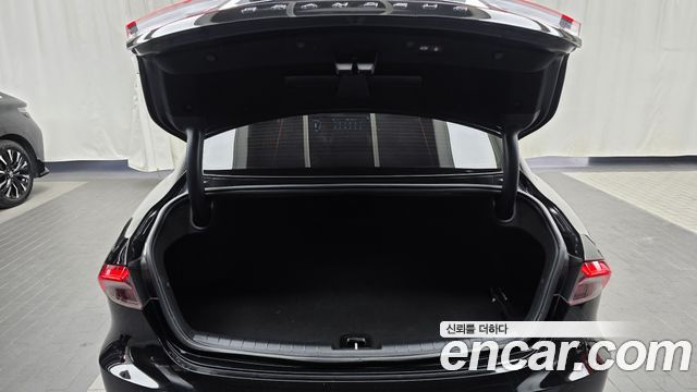 Hyundai Grandeur 2023 — photo 26