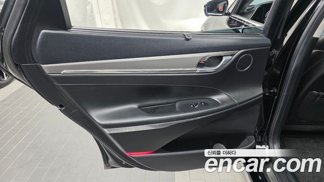Hyundai Grandeur 2023 — photo 15