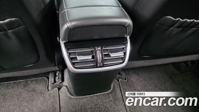 Hyundai Grandeur 2023 — photo 32