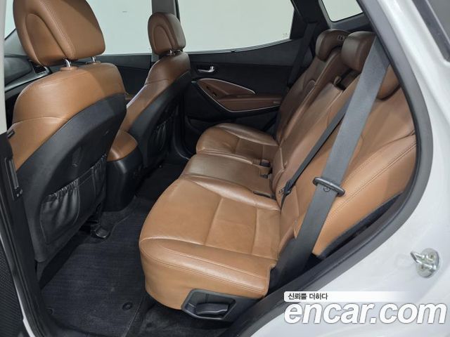Hyundai Santafe 2018 — photo 8