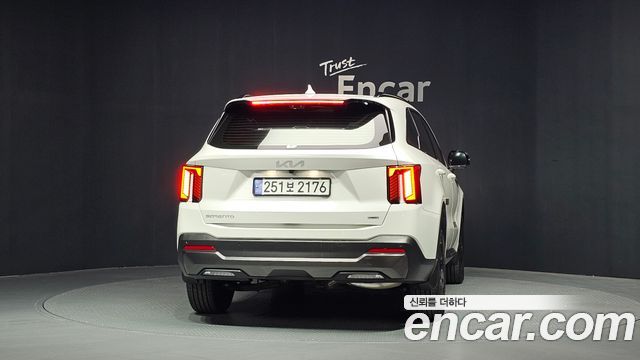 Kia Sorento 2025 — photo 4