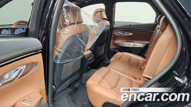 Genesis GV70 2025 — photo 18