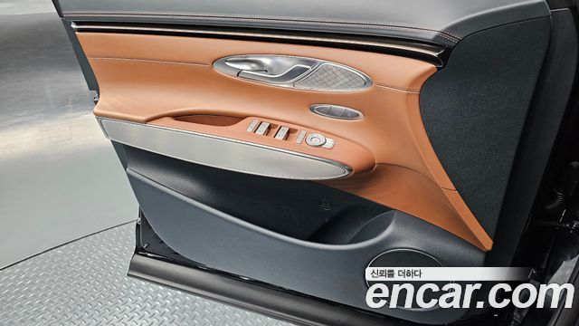 Genesis GV70 2025 — photo 14