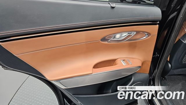 Genesis GV70 2025 — photo 15