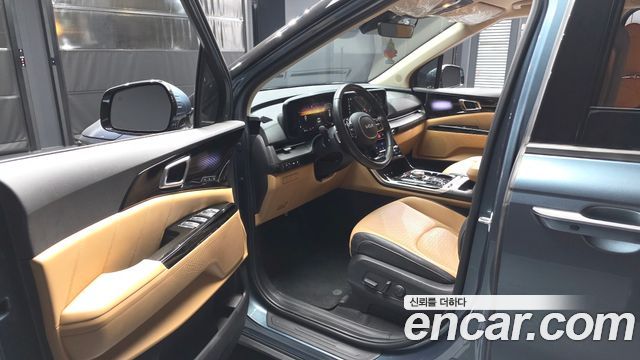 Kia Canival 2023 — photo 13