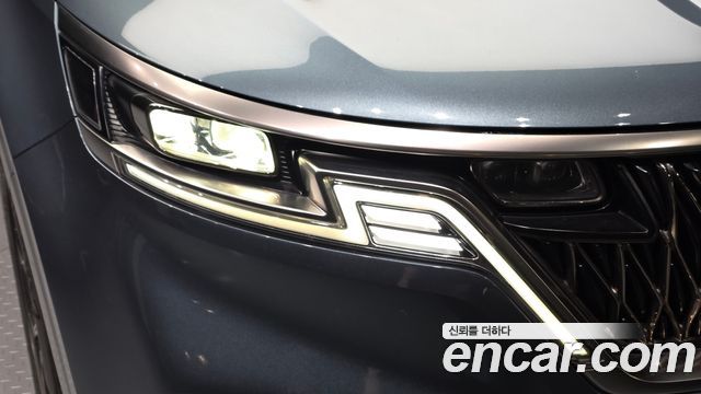 Kia Canival 2023 — photo 8