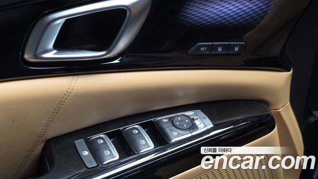 Kia Canival 2023 — photo 27