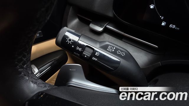 Kia Canival 2023 — photo 29