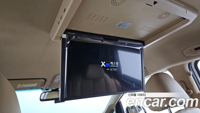 Kia Canival 2015 — photo 16