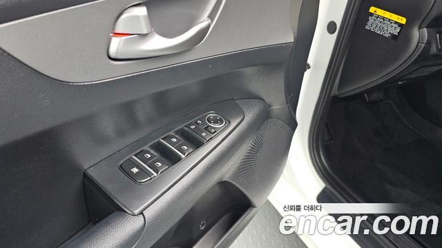 Kia K3 2021 — photo 19
