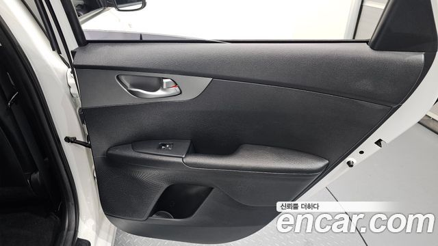 Kia K3 2021 — photo 15