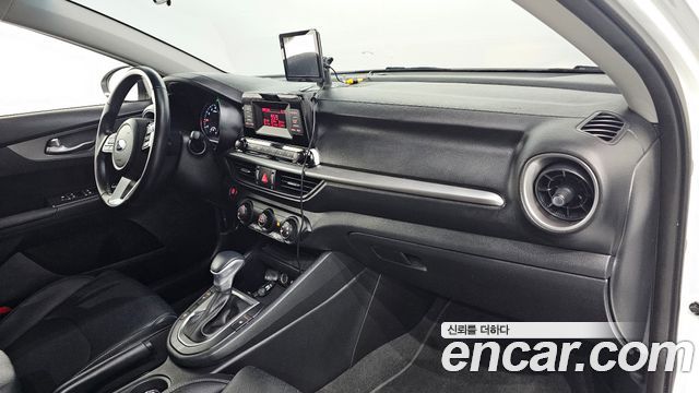 Kia K3 2021 — photo 29