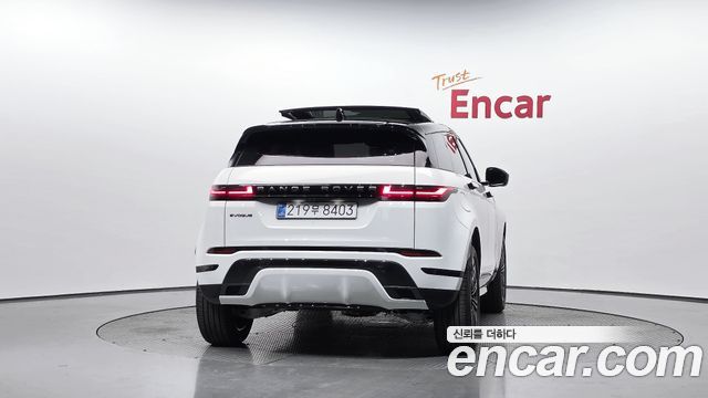 Land Rover Range Rover Evoque 2026 — photo 4