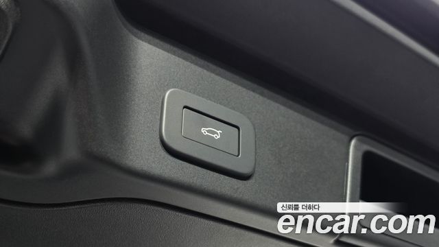Land Rover Range Rover Evoque 2026 — photo 15