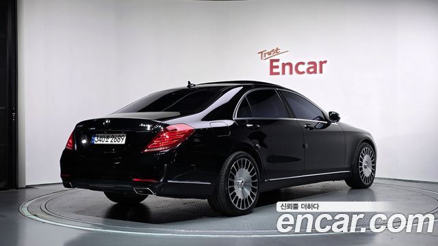 Mercedes-Benz S-Class 2015 — photo 2