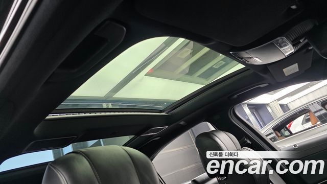 Mercedes-Benz S-Class 2015 — photo 17
