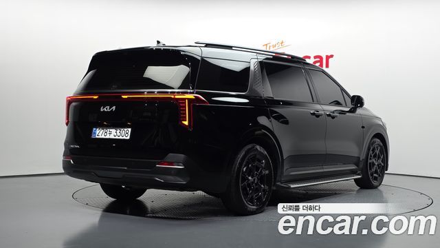 Kia Canival 2024 — photo 2
