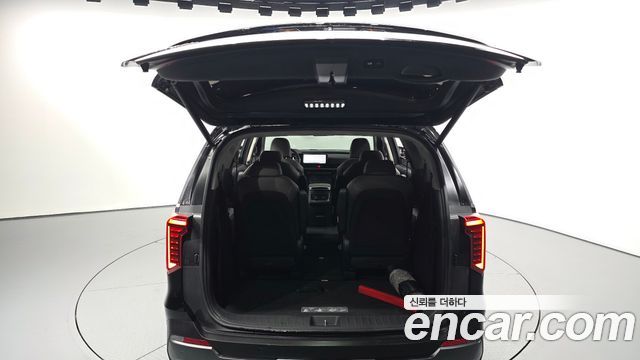 Kia Canival 2024 — photo 26