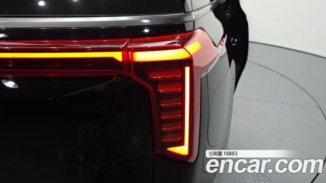 Kia Canival 2024 — photo 9