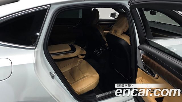 Volvo S90 2023 — photo 18